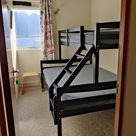 Solbrekka Guesthouse Mjoifjorthur المظهر الخارجي الصورة
