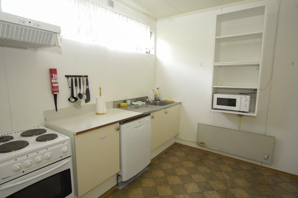 Solbrekka Guesthouse Mjoifjorthur المظهر الخارجي الصورة