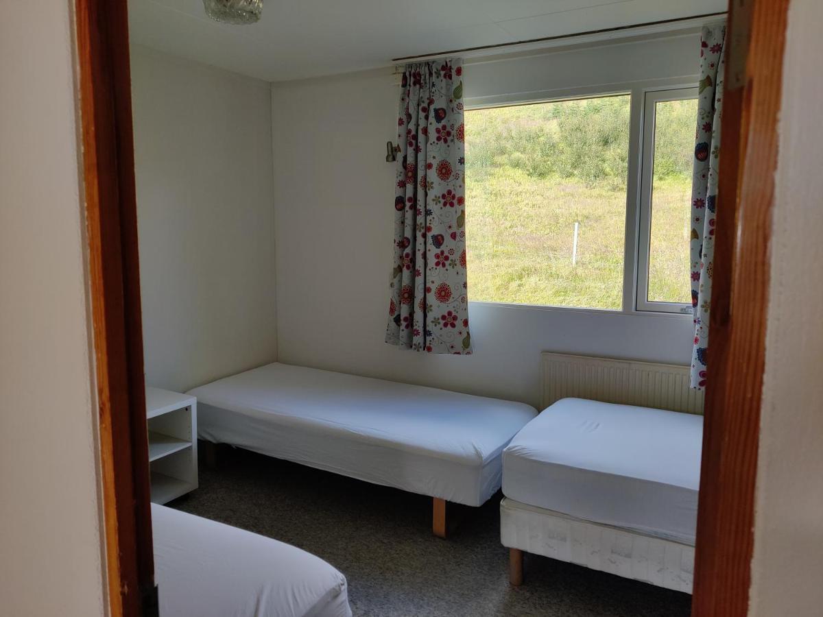 Solbrekka Guesthouse Mjoifjorthur المظهر الخارجي الصورة