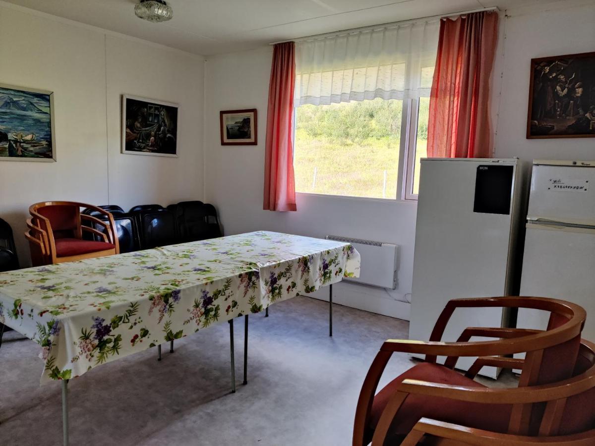 Solbrekka Guesthouse Mjoifjorthur المظهر الخارجي الصورة